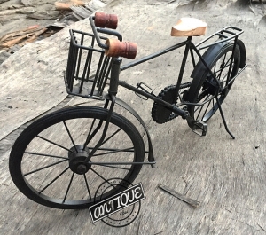 Vintage Cubo de hierro rural bicicleta modelo hecho a mano Vintage biciclet Review