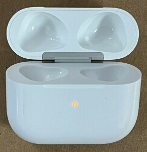 Apple Airpods 3rd Generation Wireless Charging Case – Original Airpods 3rd Gen  Review