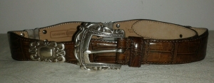 Fossil Men’s/Women’s Brown Genuine Leather Croc.Embossed Cowhide belt Size S Review