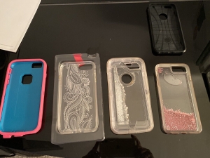 Lot of 5 iPhone Cases – Apple Review