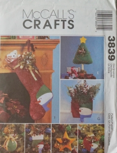 ~ MCCALLS CRAFTS PATTERN CHRISTMAS DECORATIONS, STAR  MITTEN HEART ORNAMENT ++~ Review