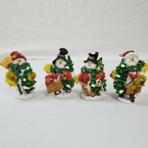 Set Of 4 Resin Snowmen Christmas Decorations  Review