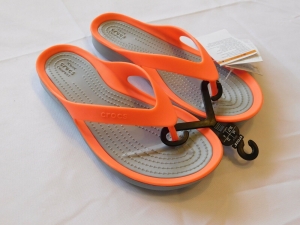 Crocs Swiftwater Flip W sandals W 5 womens NEW Iconic Crocs Comfort Electric Review