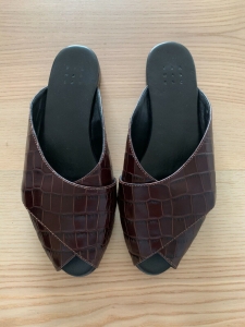 Trademark Croc Skin Leather Slides Brown Designer Shoes Review