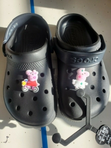 Crocs Childrens Black Roomy Fit Classic Clog (Size11) NEW! NWT  Review