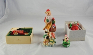 Lot 4 Christmas Decorations Hallmark Santas Deliveries Enesco Moo Figi AA3G3 Review