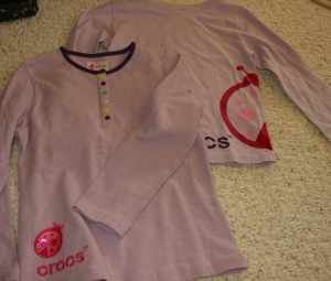 NWT Crocs Long Sleeve Tee Lot – Size 4 Review