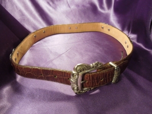 1996 Brighton Brown Leather Style Moc Croc Silver Belt Women’s Concho Hearts M  Review