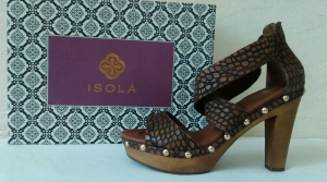 Isola Cognac Croc Print Womens Heels Size 8.5 M  Review