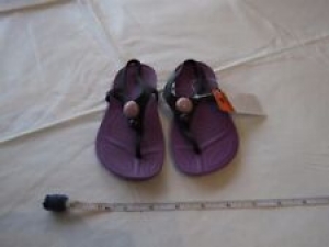 Girl’s relaxed fit Aliana crocs RARE purple black dahlia C 9 flip flops sandals Review