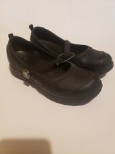 Crocs Black Size 5 Women’s,  Mary Jane Style With Elastic Stripe.  Review