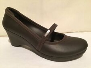 CROCS BROWN SLIP ON WEDGE HEEL MARY JANES LOAFER SHOES WOMENS SZ 10 Review