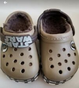 New Chewbacca Unisex/Boys Crocs Shoes Size 6/7 Review