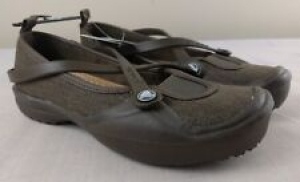 NEW CROCS Womens Celeste Canvas Slip on Ballet Flat Shoes Size 5 Brown Review