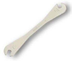 TONE / BICYCLE LONG PEDAL WRENCH (15mm) / CPW-15L / MADE IN JAPAN  Review