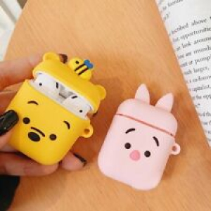 Pooh and Piglet Cases Cover For AirPod 1 & 2 Review