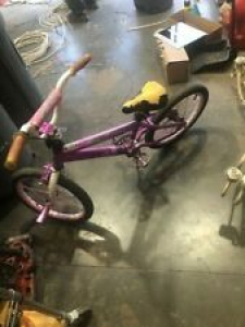 Girls 18″ Hollywood Bike Review