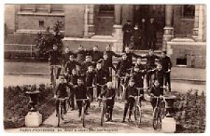 BICYCLES Large Group of Boys PARIS FRANCE Vintage 1909 Photo Postcard Review